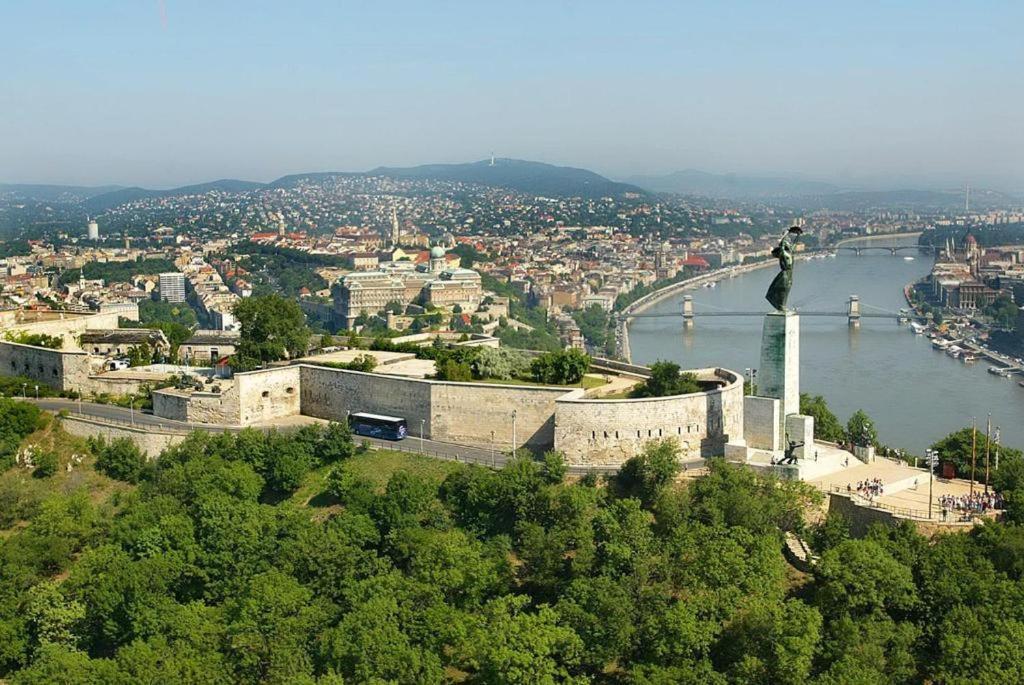 Budapest Central Port Apartment Bagian luar foto